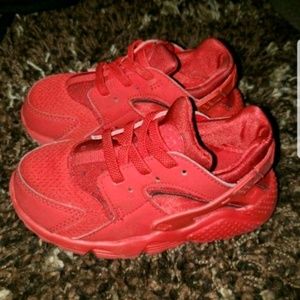 Red Huaraches Size 9C